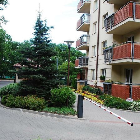 Kasztanowa Apartament วอร์ซอ ภายนอก รูปภาพ