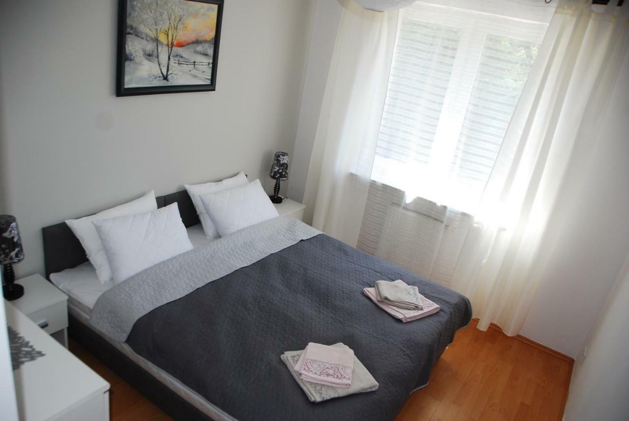 Kasztanowa Apartament วอร์ซอ ภายนอก รูปภาพ