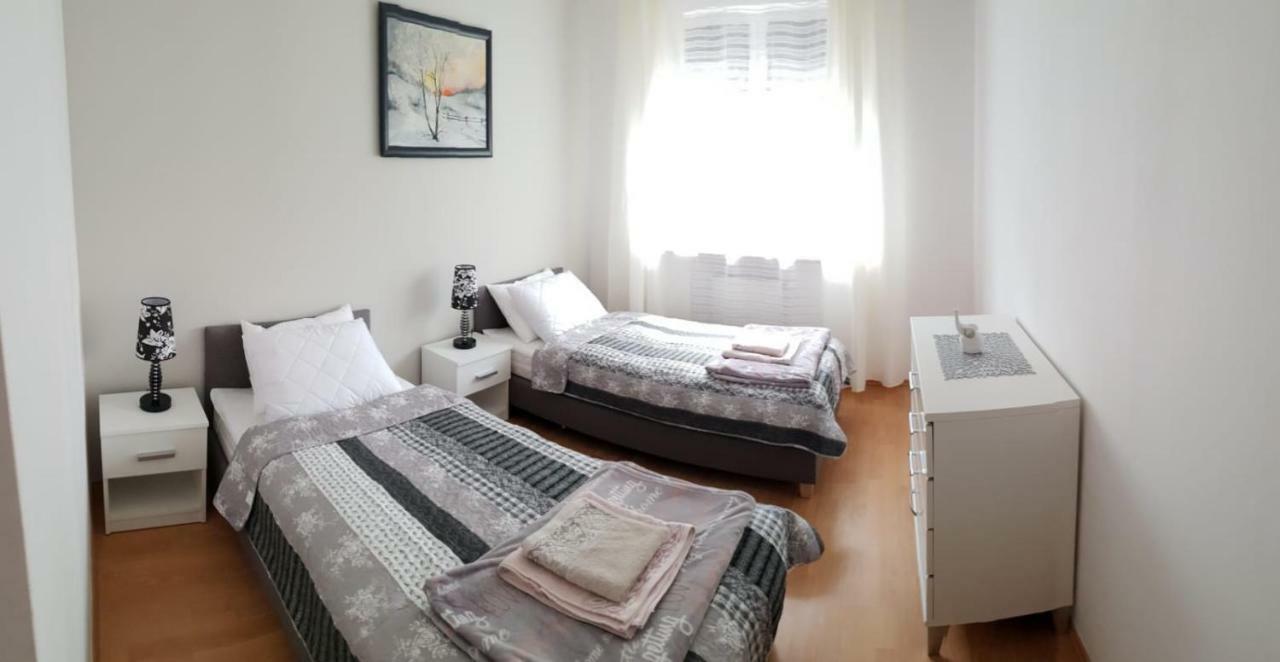 Kasztanowa Apartament วอร์ซอ ภายนอก รูปภาพ